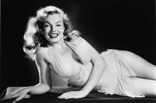 la versione dei becchini - il corpo di marilyn monroe era trascurato e  irriconoscibile - Media e Tv