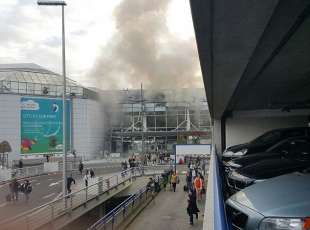 aeroporto bruxelles durante esplosione