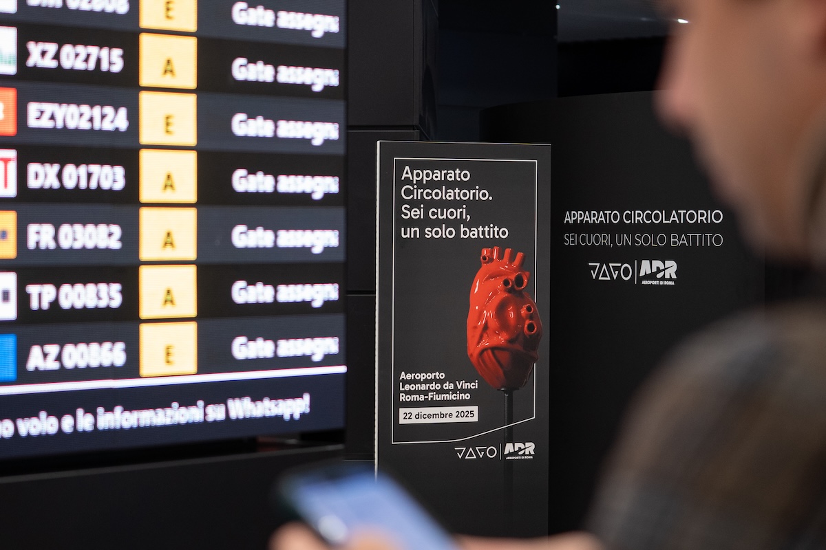 SEI CUORI PER RACCONTARE L’UMANITÀ CONDIVISA: PRESENTATA ALL’AEROPORTO DI ROMA FIUMICINO L’OPERA APPARATO CIRCOLATORIO DI JAGO